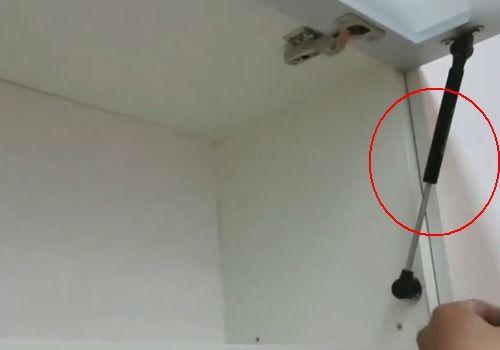 橱柜气撑安装视频